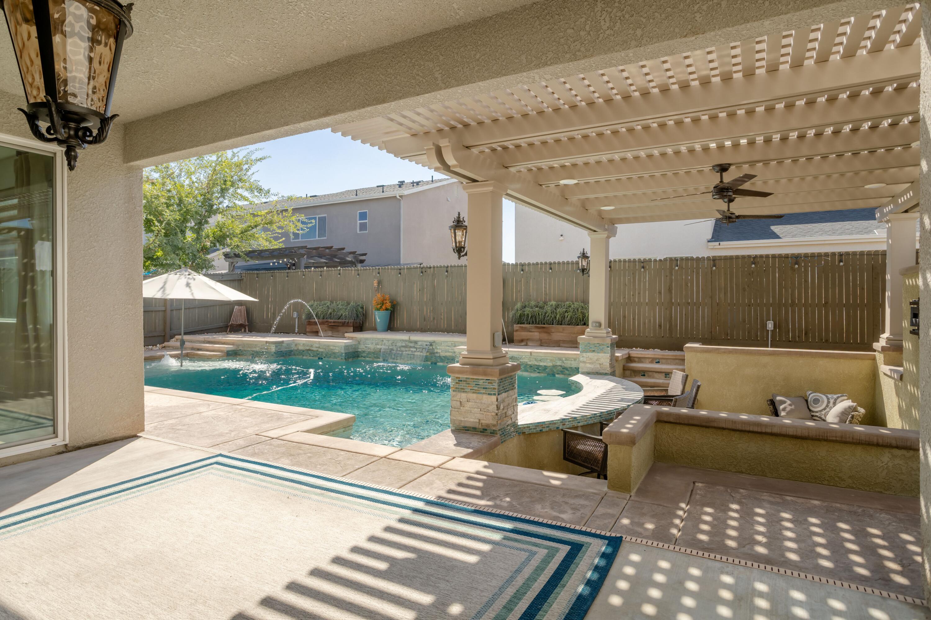 145 E Taylor Ave, Visalia, CA 93291