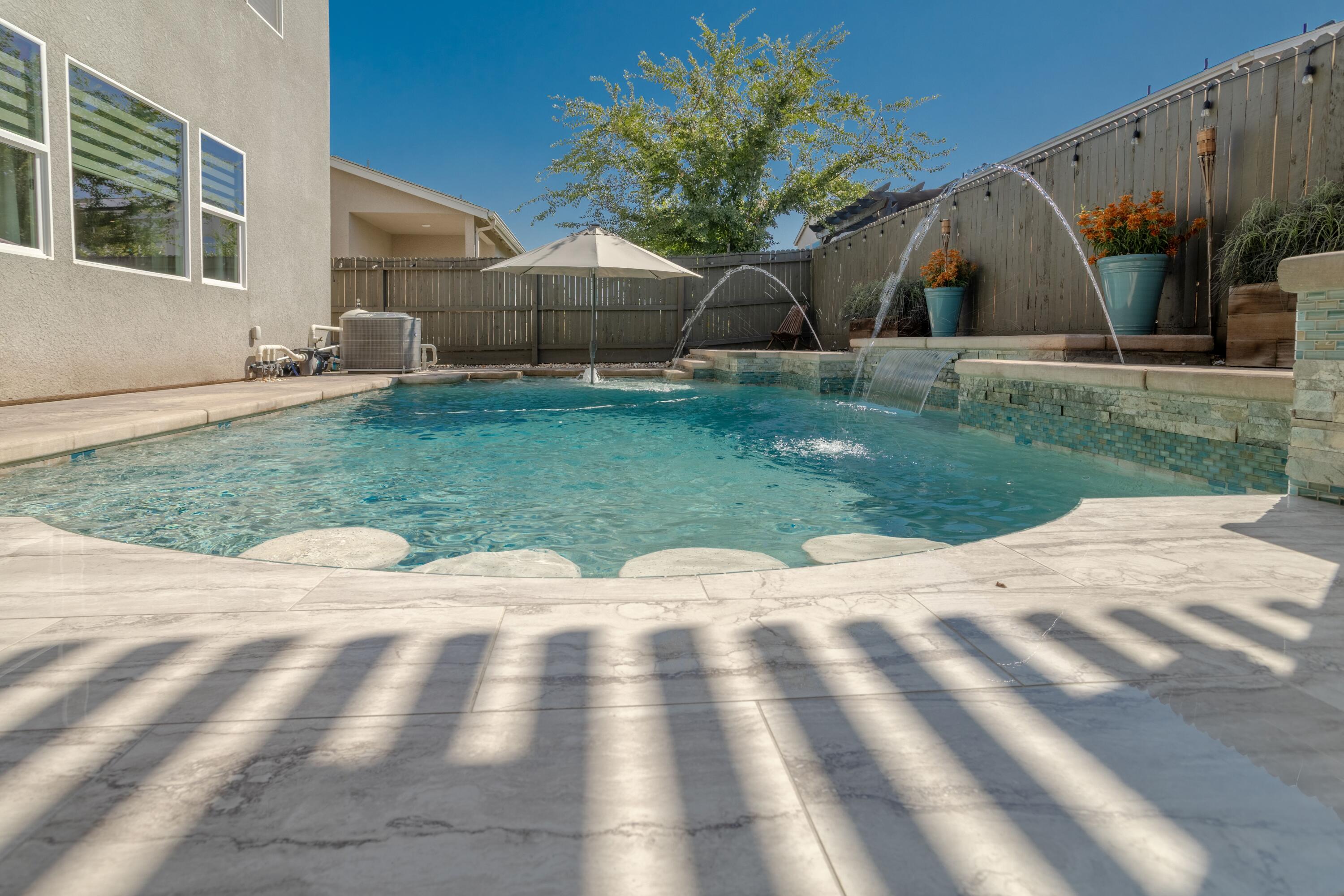 145 E Taylor Ave, Visalia, CA 93291