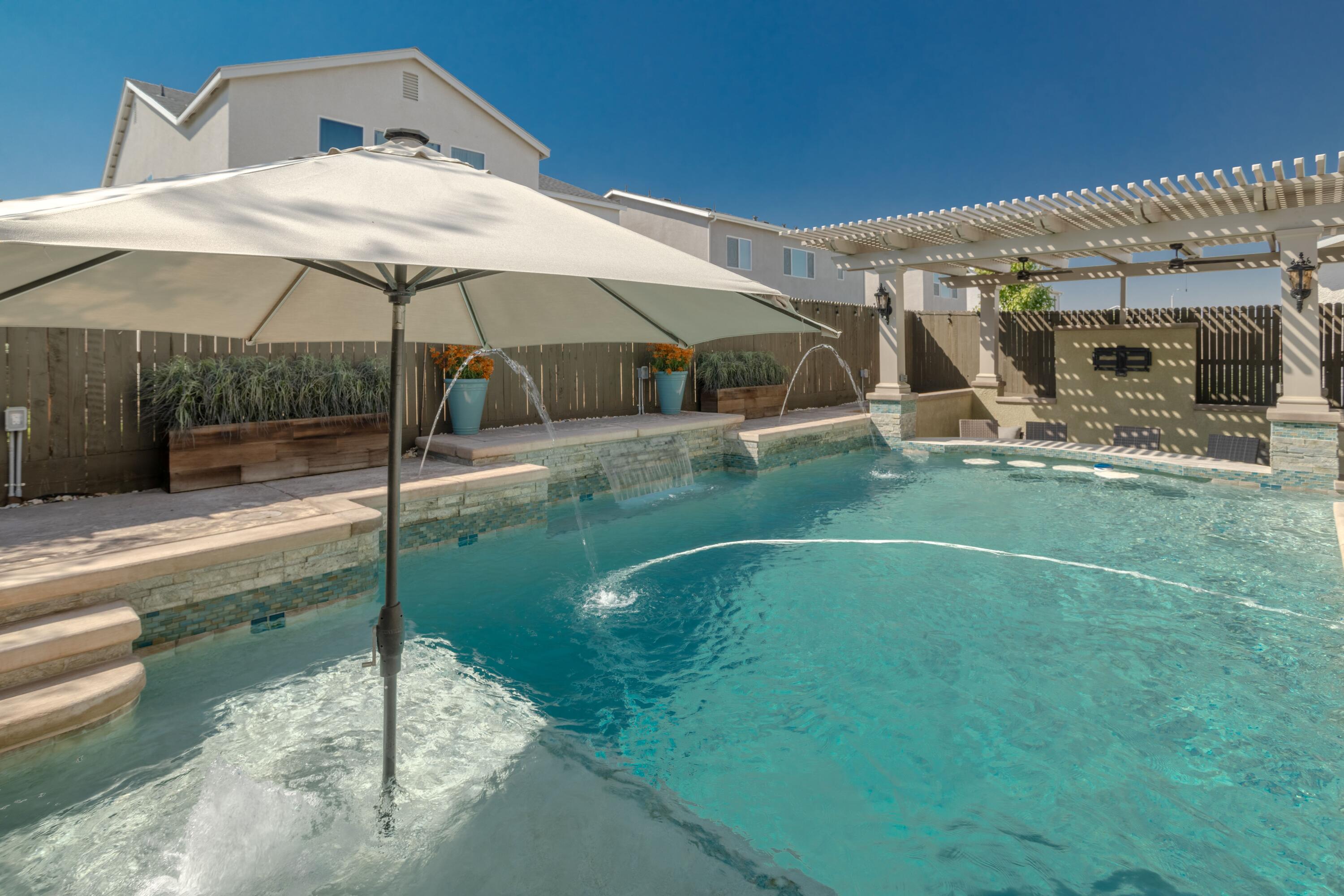 145 E Taylor Ave, Visalia, CA 93291