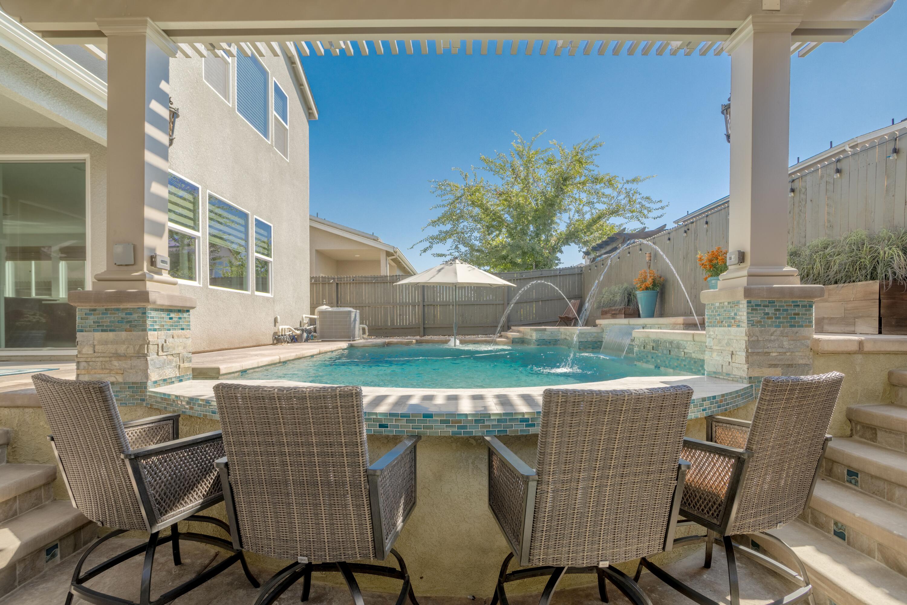 145 E Taylor Ave, Visalia, CA 93291