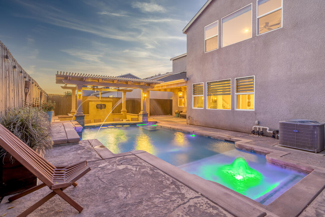 145 E Taylor Ave, Visalia, CA 93291