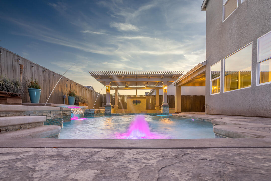 145 E Taylor Ave, Visalia, CA 93291