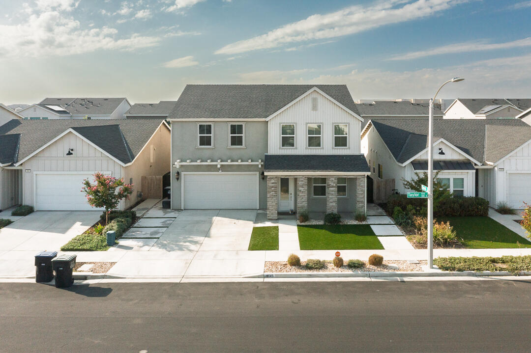 145 E Taylor Ave, Visalia, CA 93291