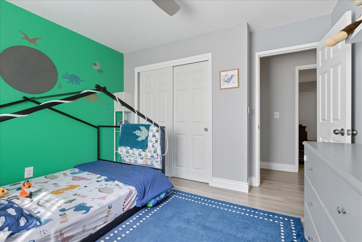 2123 Cottonwood Ct, Hanford, CA 93230