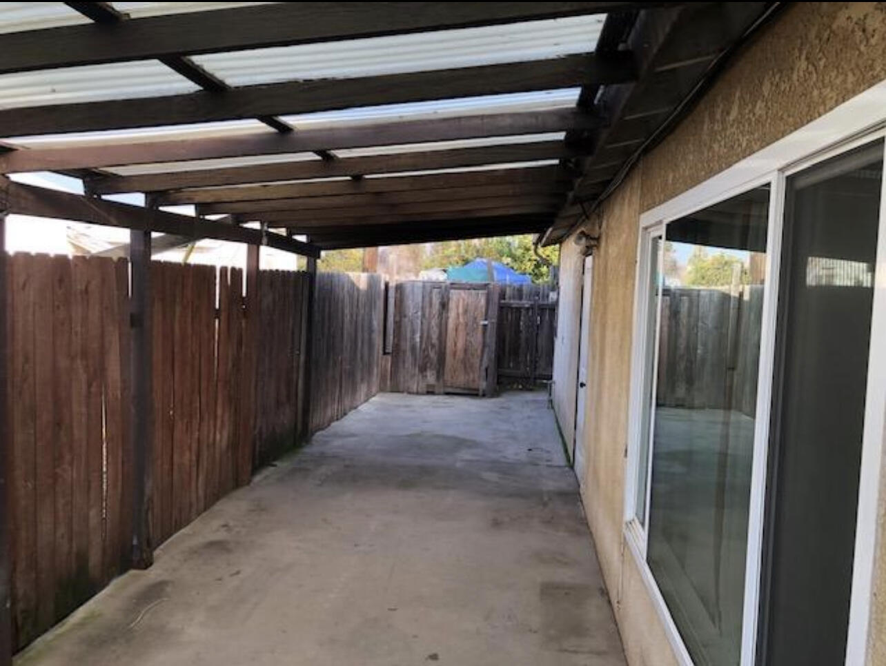 982 S Prospect St, Porterville, CA 93257