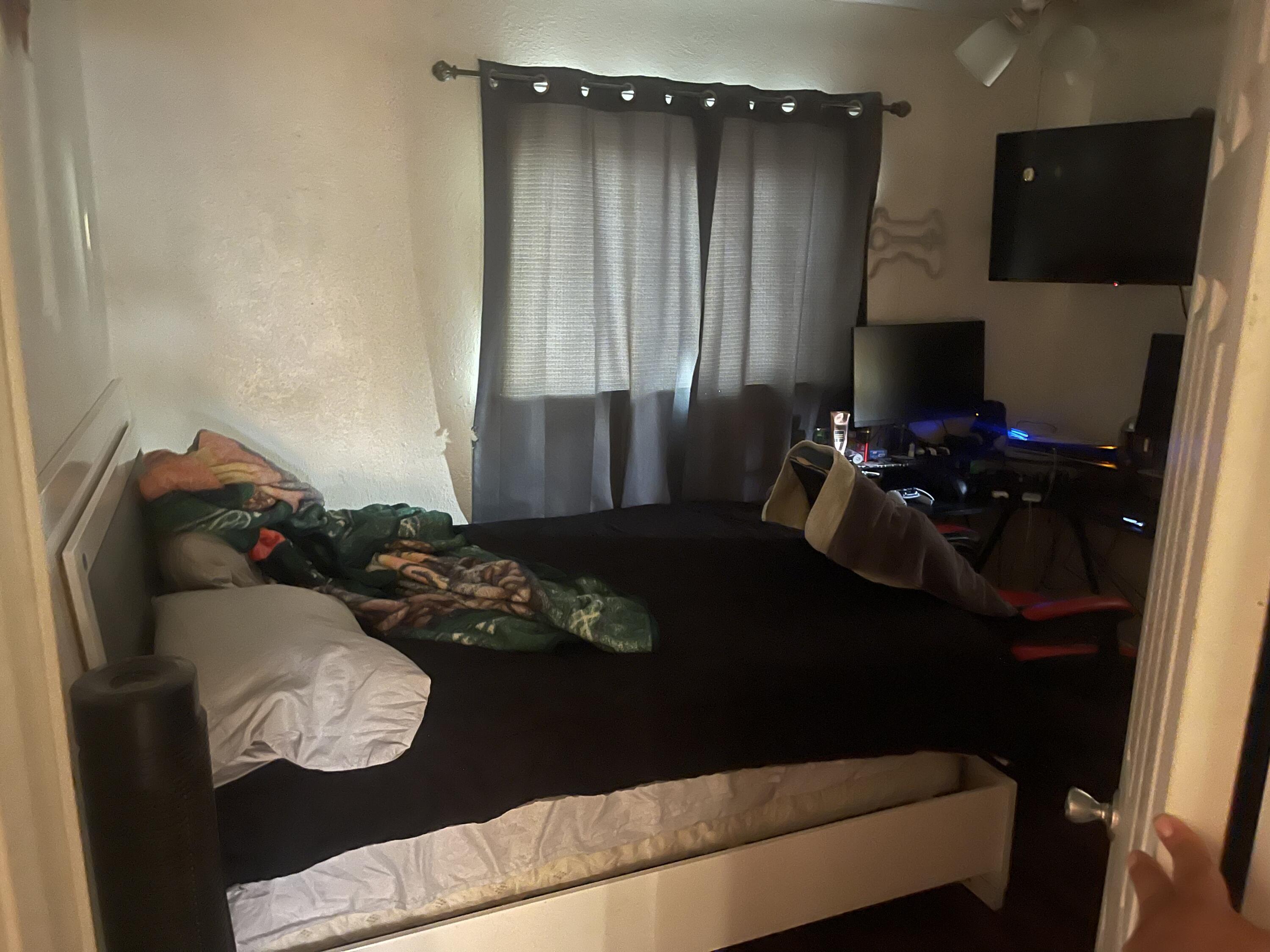 982 S Prospect St, Porterville, CA 93257