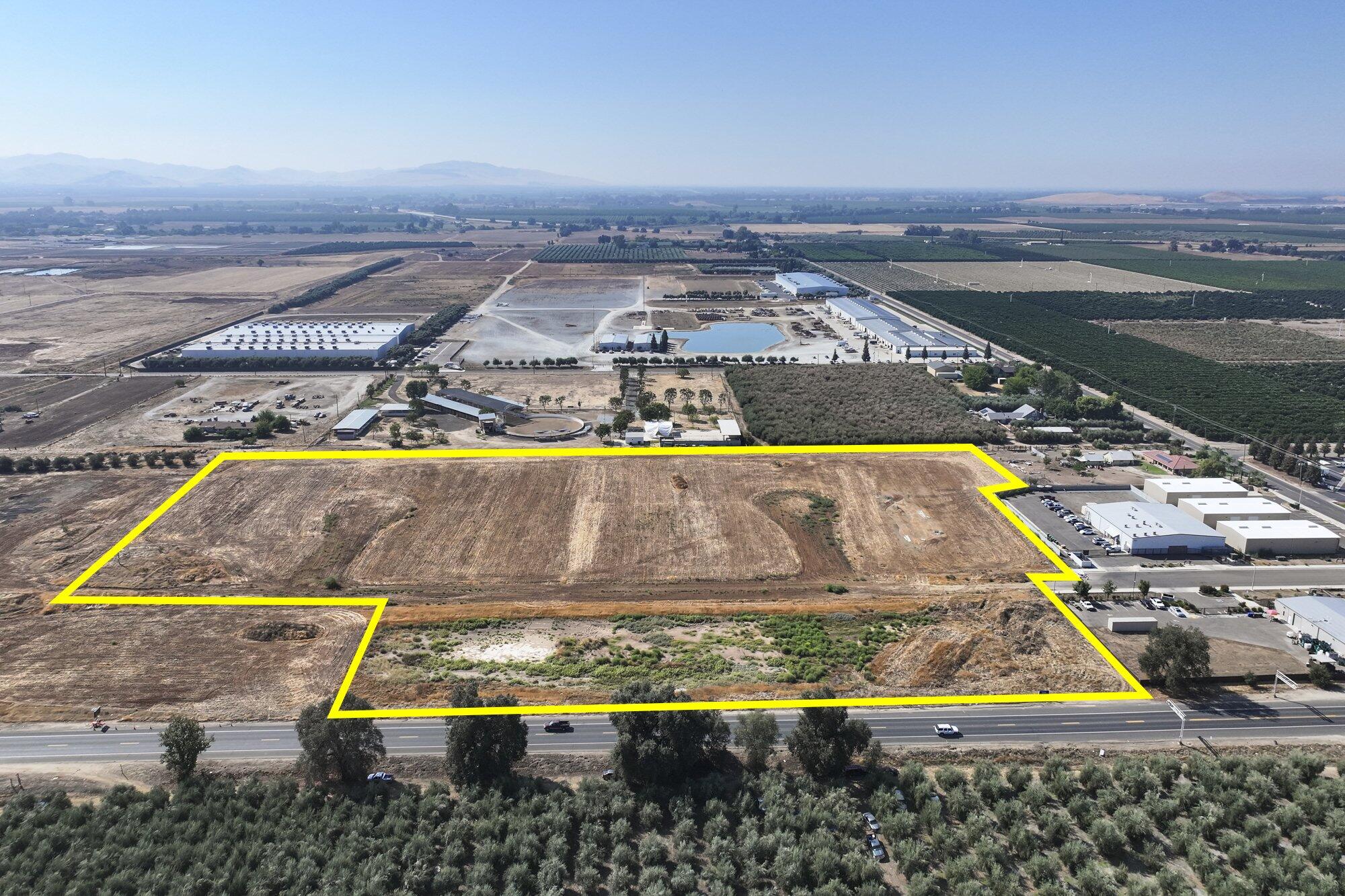 0 W Naranjo Blvd, Woodlake, CA 93286