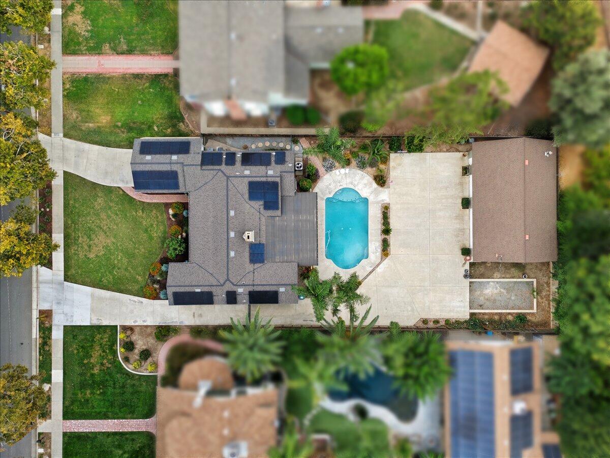 861 E Sycamore Ave, Tulare, CA 93274