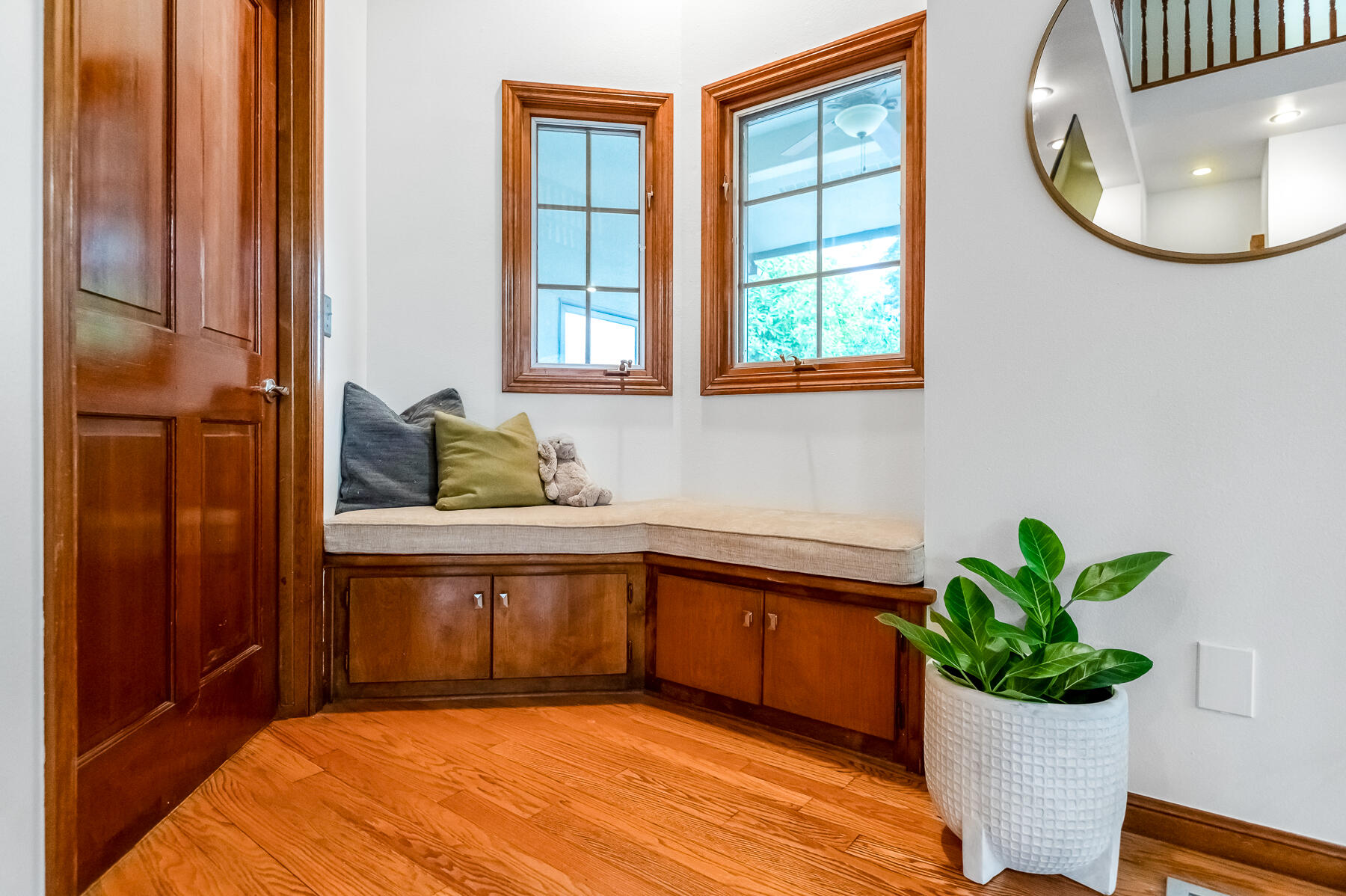 3735 W Woodside Ave, Visalia, CA 93291