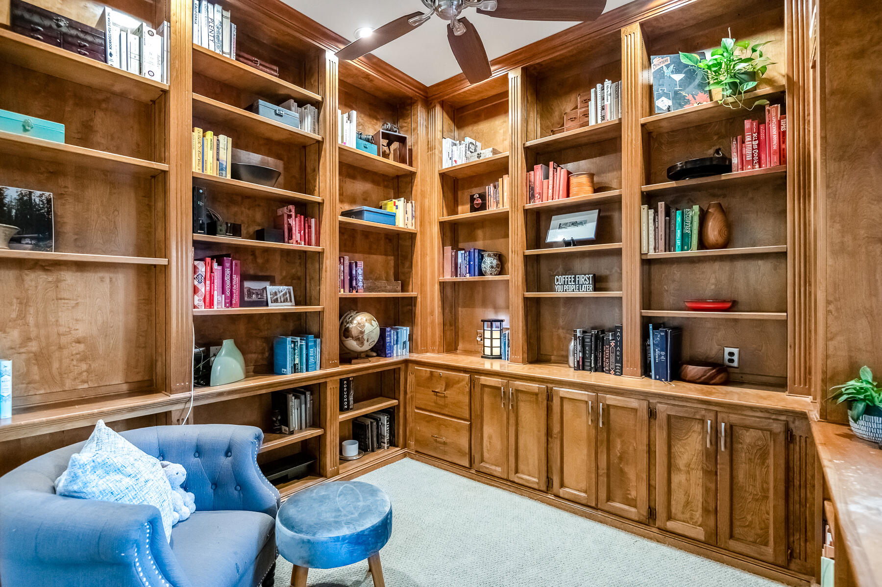 3735 W Woodside Ave, Visalia, CA 93291