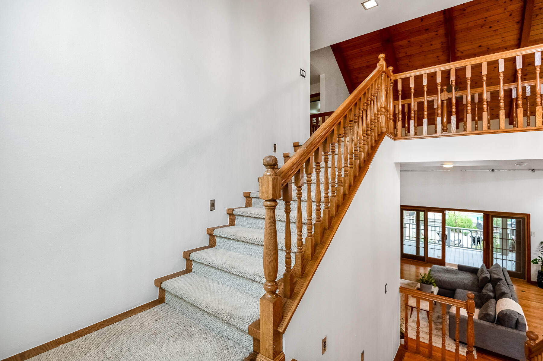 3735 W Woodside Ave, Visalia, CA 93291