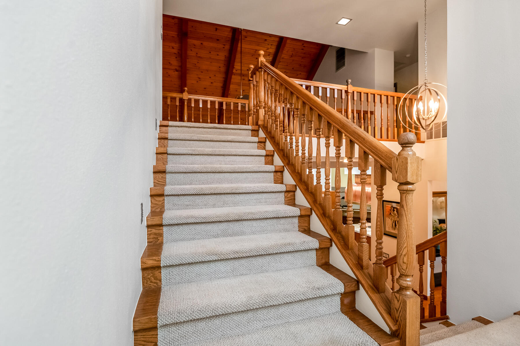 3735 W Woodside Ave, Visalia, CA 93291