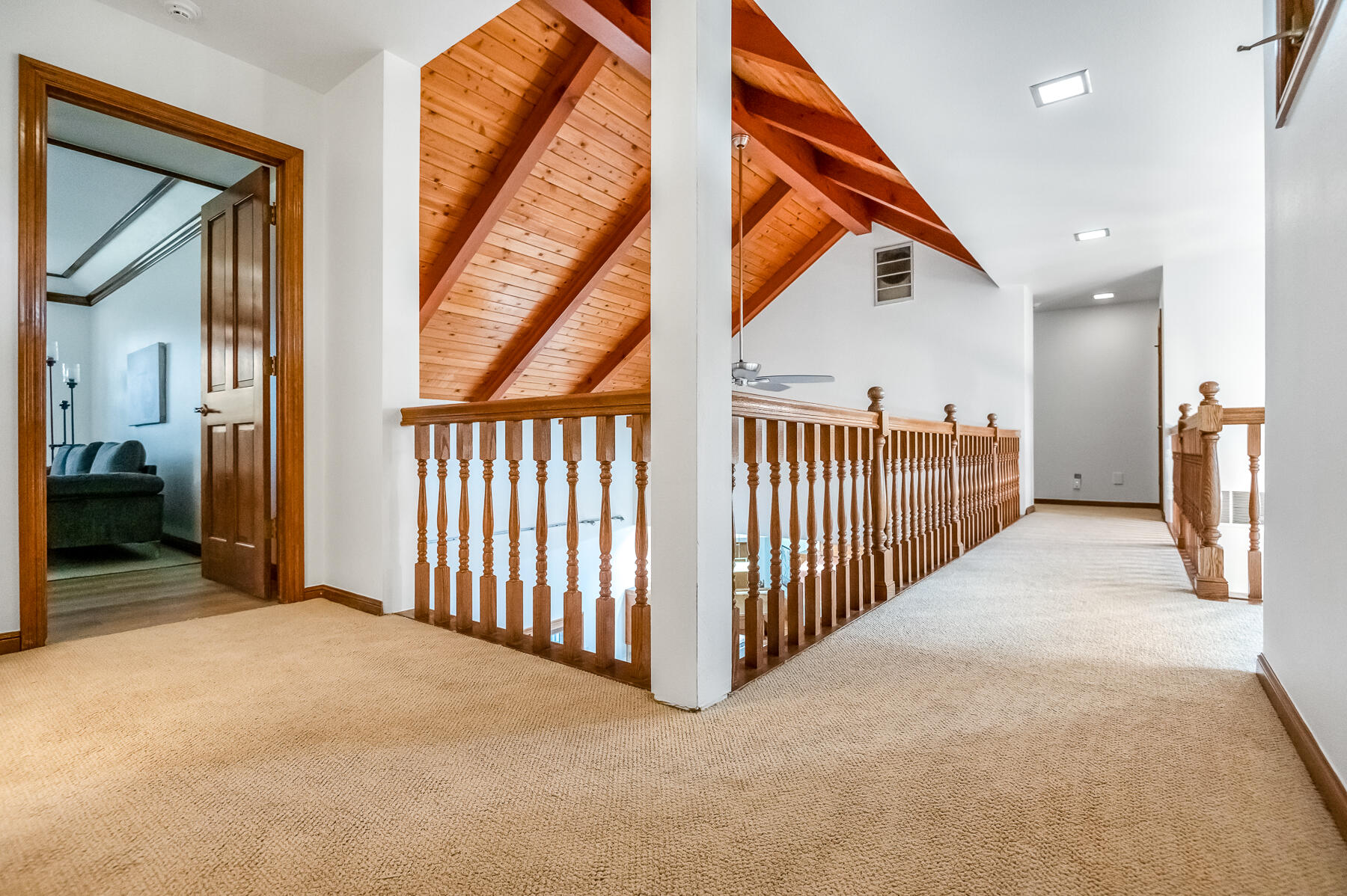 3735 W Woodside Ave, Visalia, CA 93291