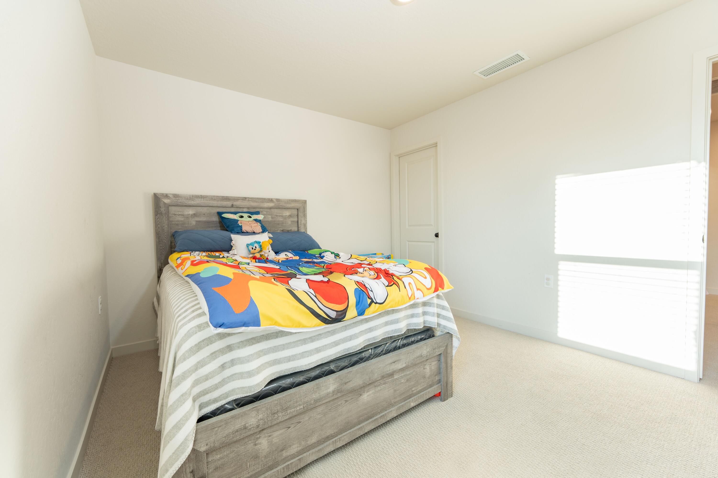 1754 S Twilight St, Hanford, CA 93230