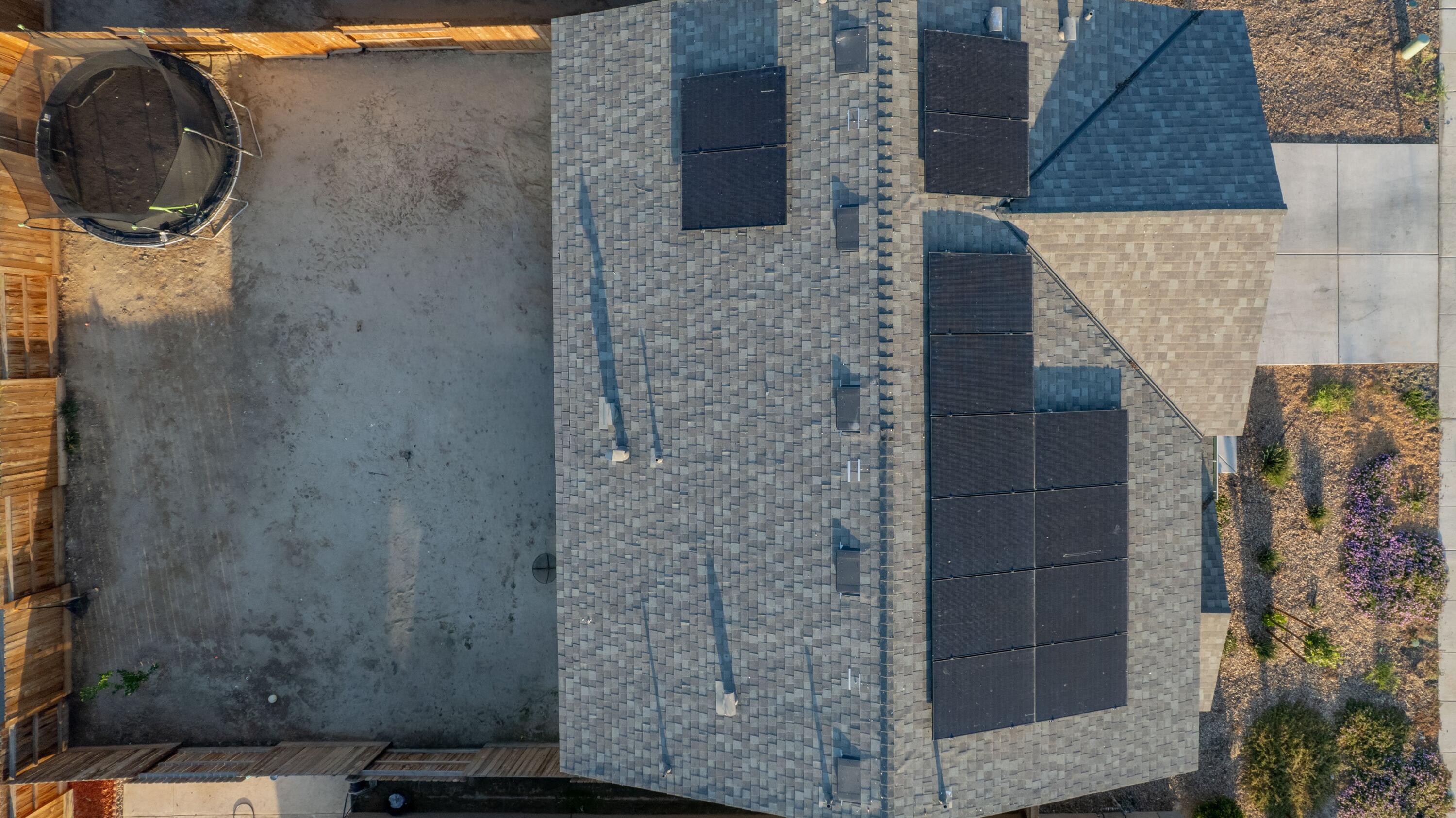 1754 S Twilight St, Hanford, CA 93230