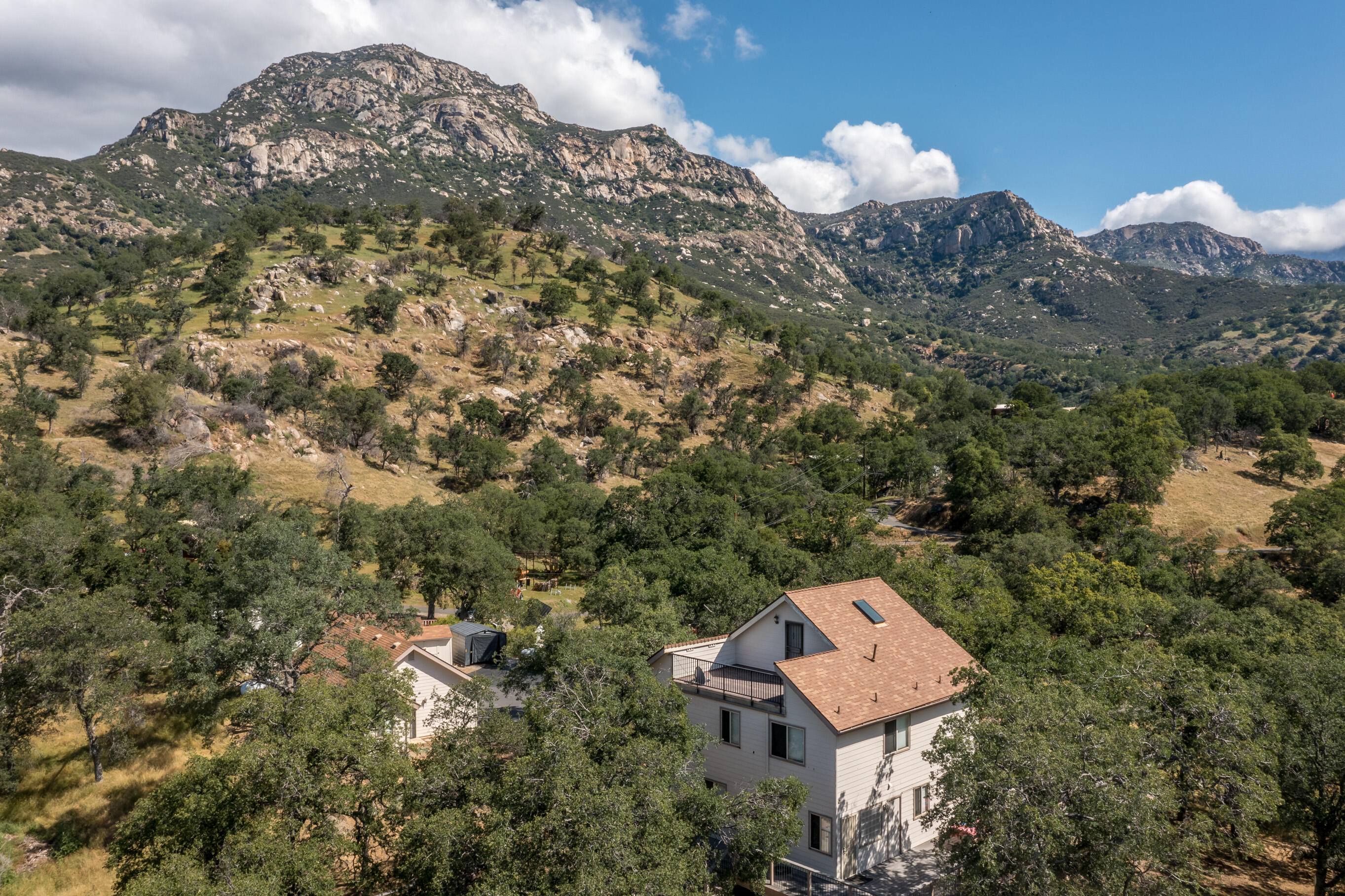 46798 Sequoia Ct, Three Rivers, CA 93271