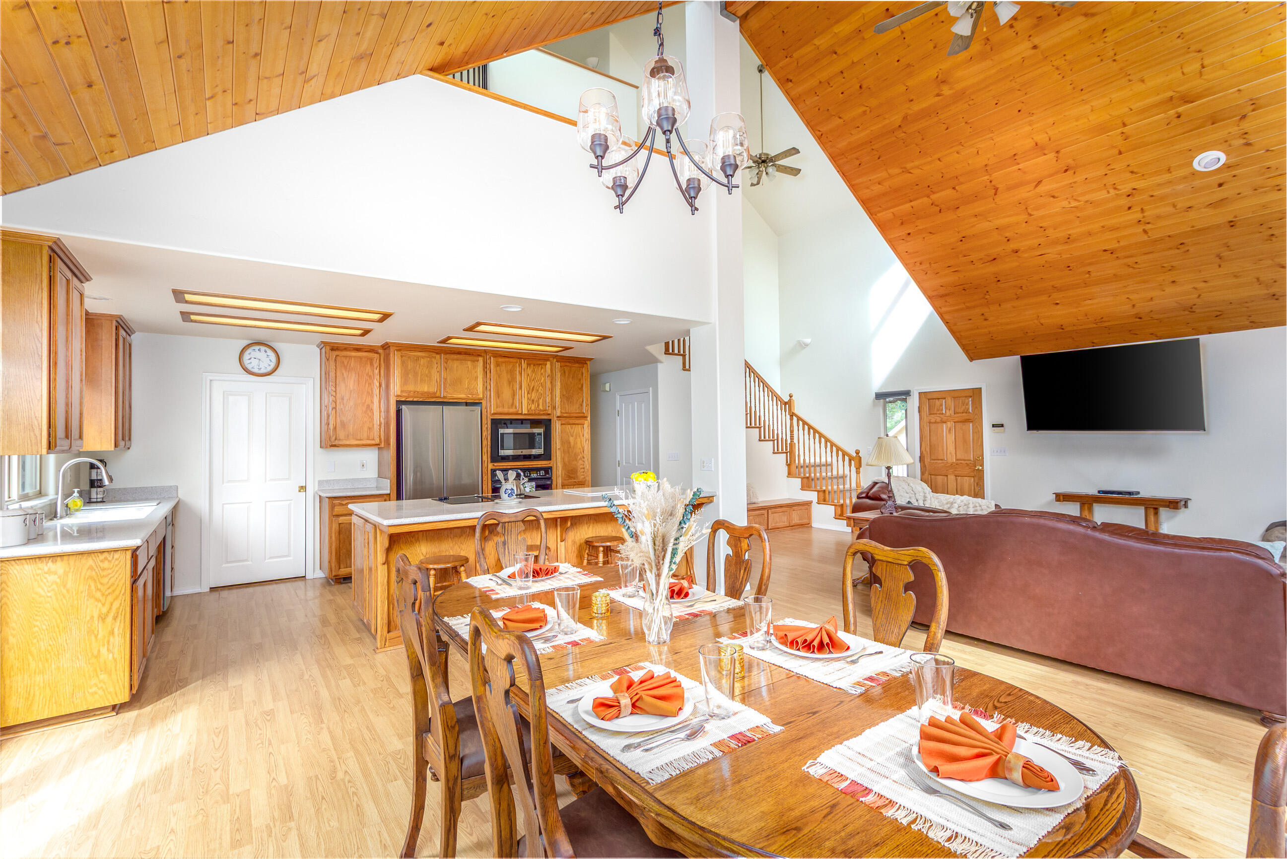 46798 Sequoia Ct, Three Rivers, CA 93271