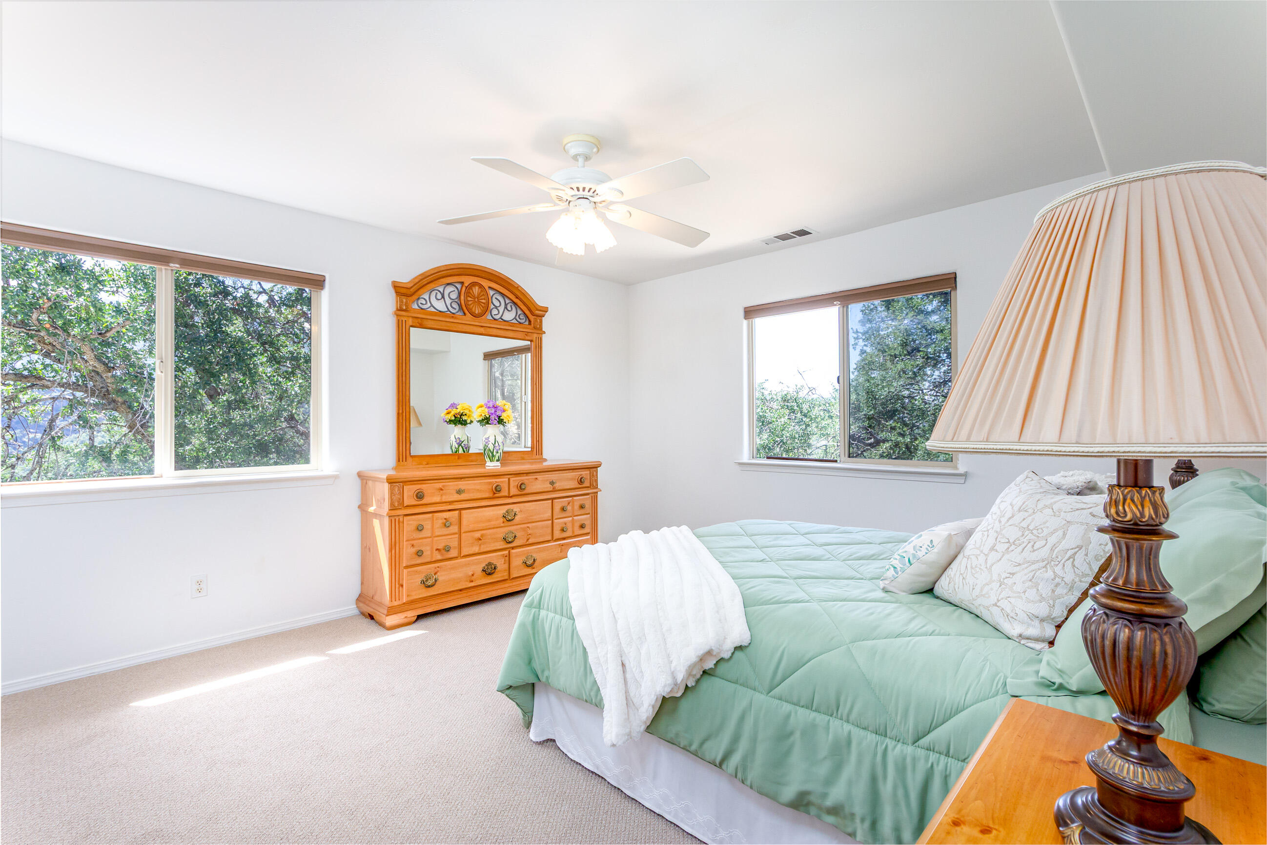 46798 Sequoia Ct, Three Rivers, CA 93271