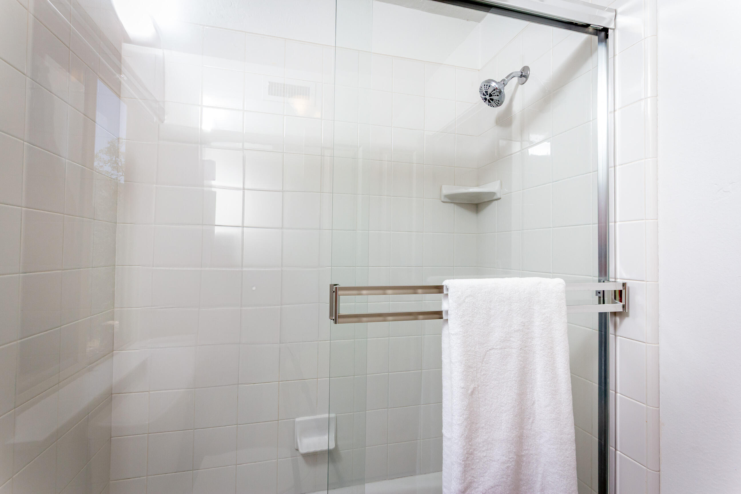 46798 Sequoia Ct, Three Rivers, CA 93271