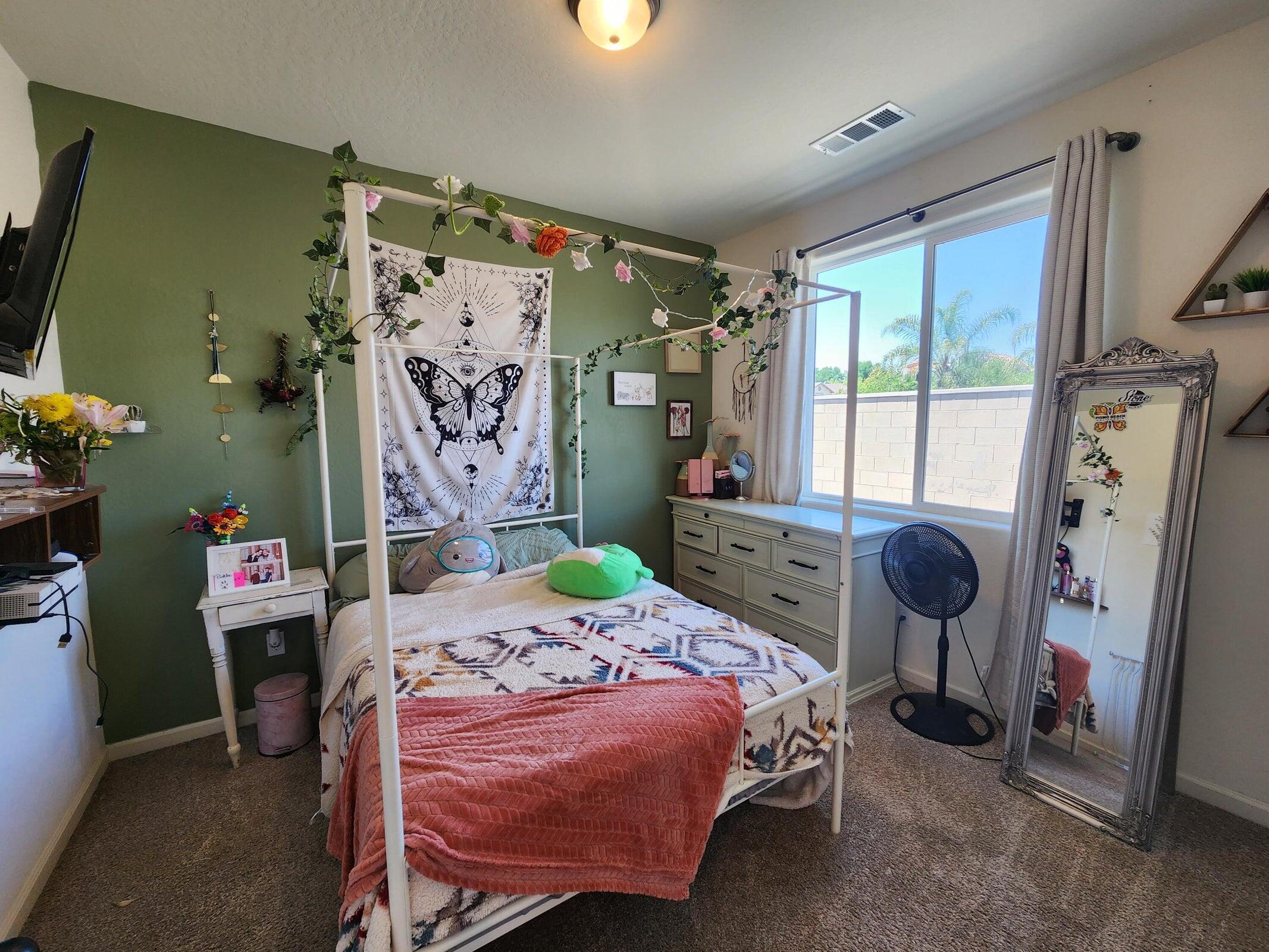 4036 W Rialto Ave, Visalia, CA 93277