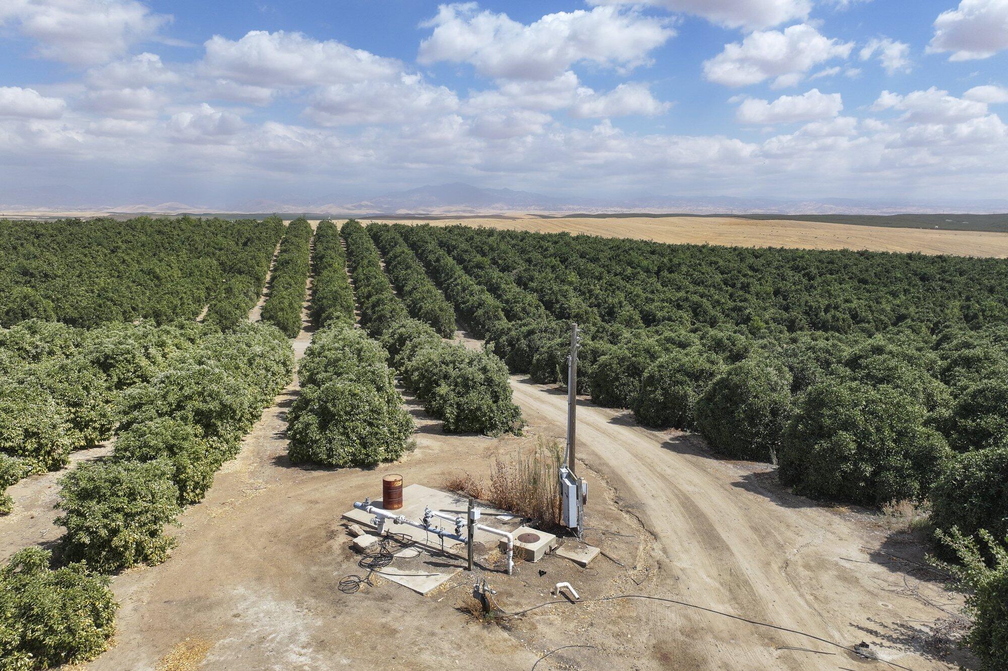 0 Ave. 2, Richgrove, CA 93261