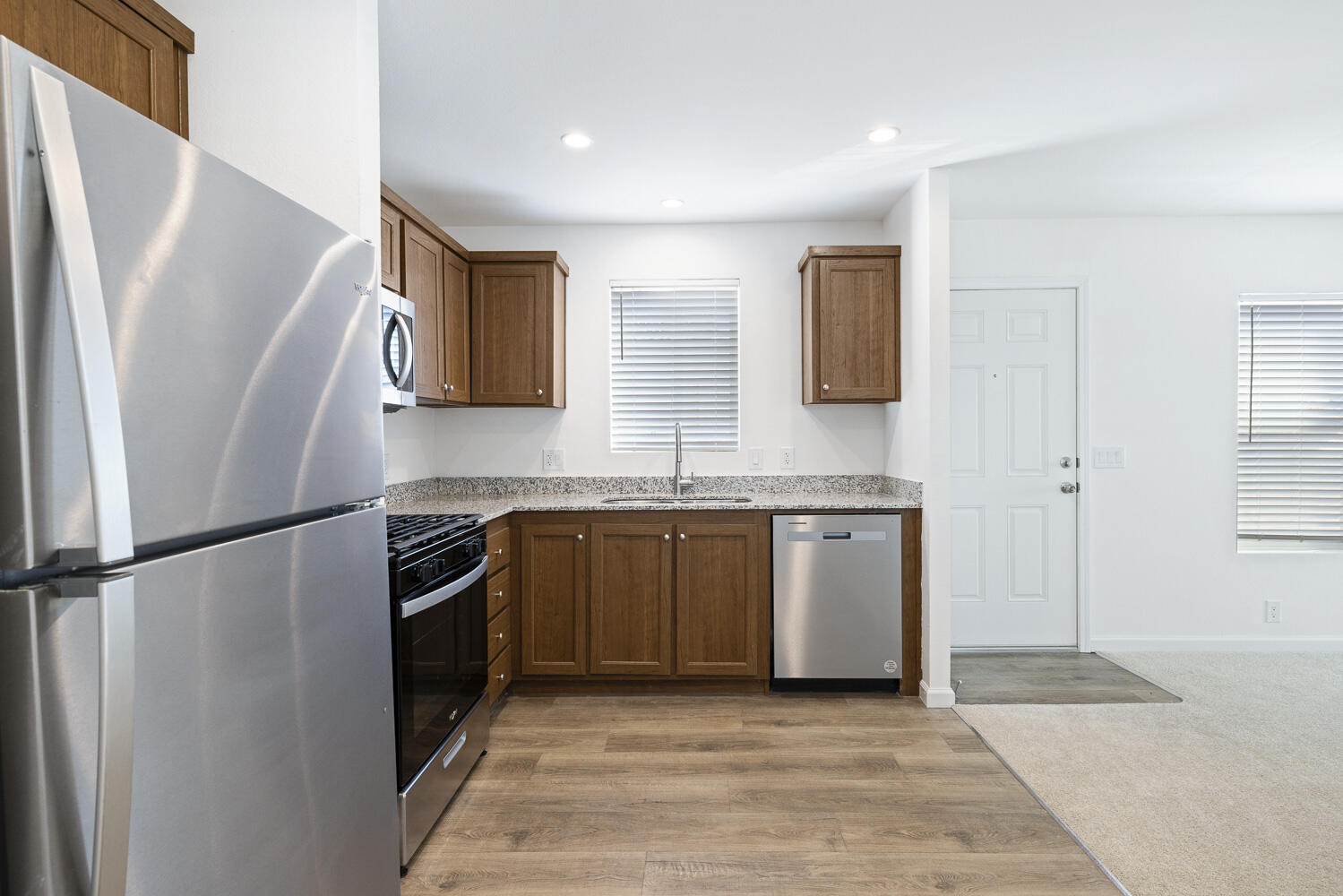 1719 W W Olive Ave #37, Fresno, CA 93728