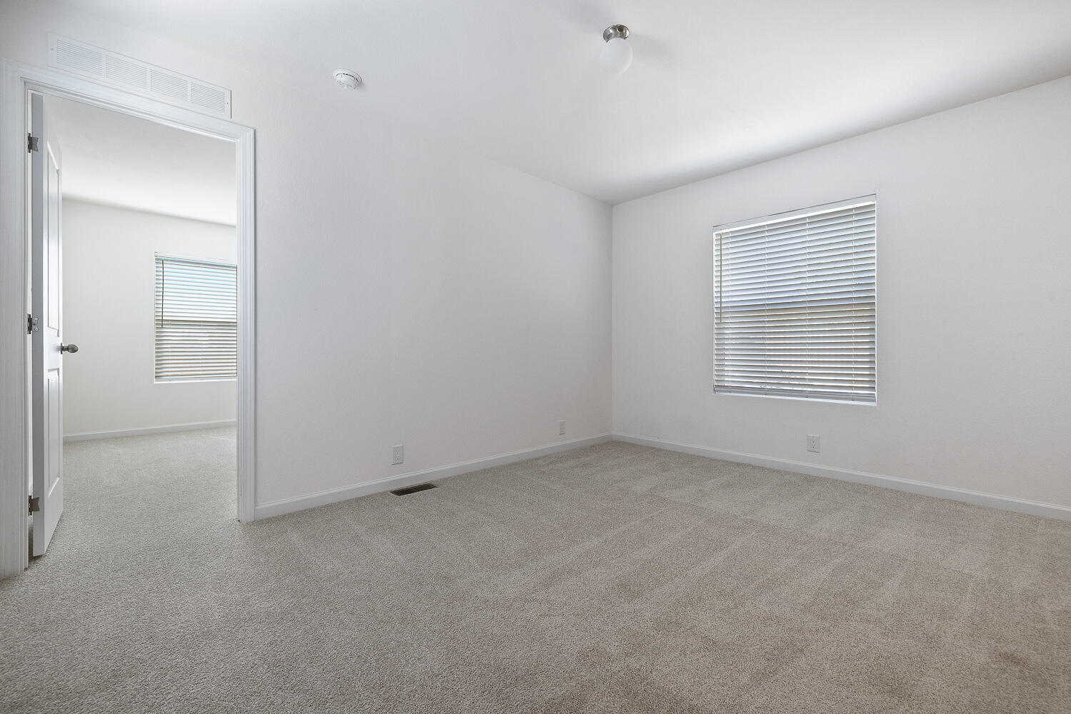 1719 W W Olive Ave #37, Fresno, CA 93728