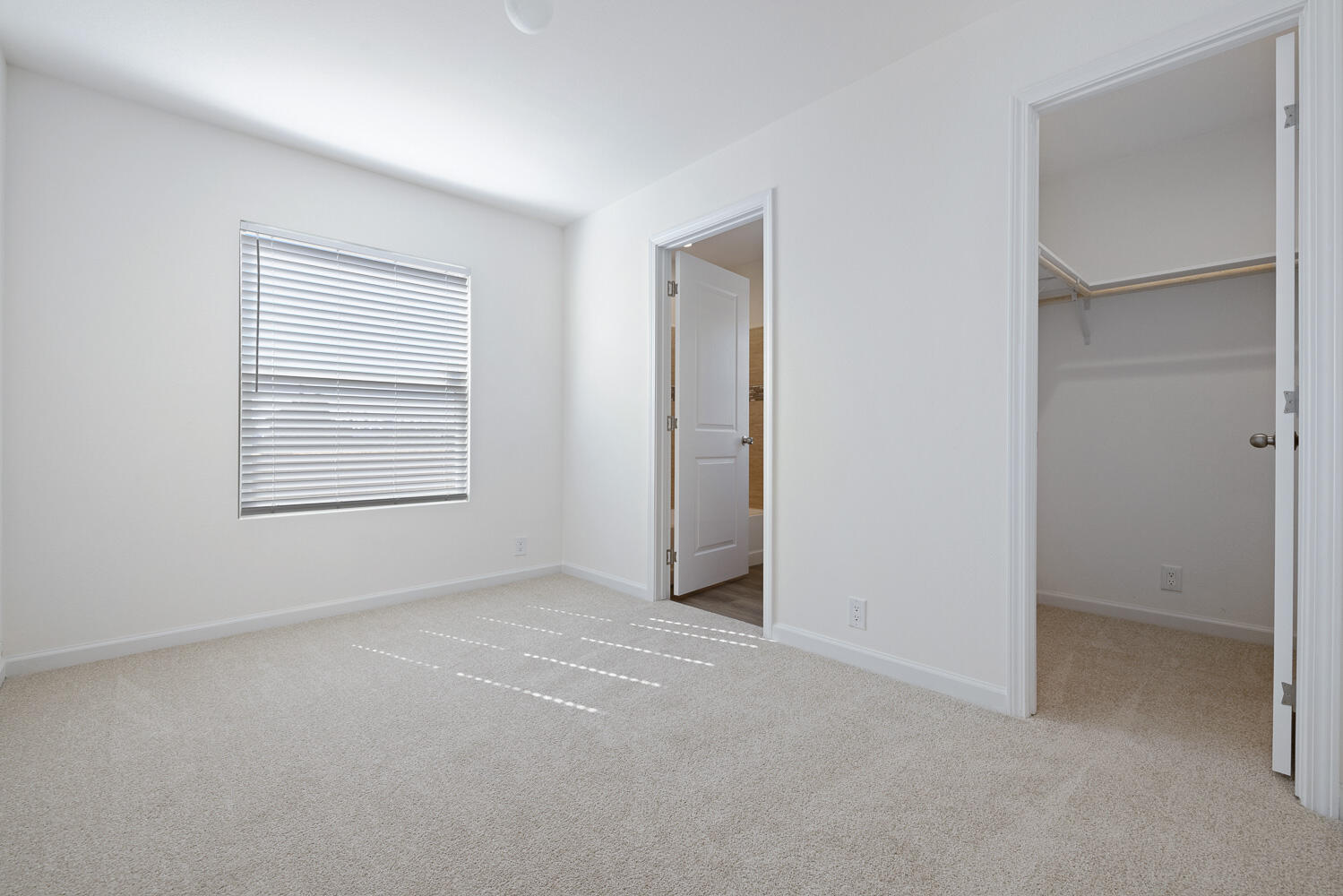 1719 W W Olive Ave #37, Fresno, CA 93728