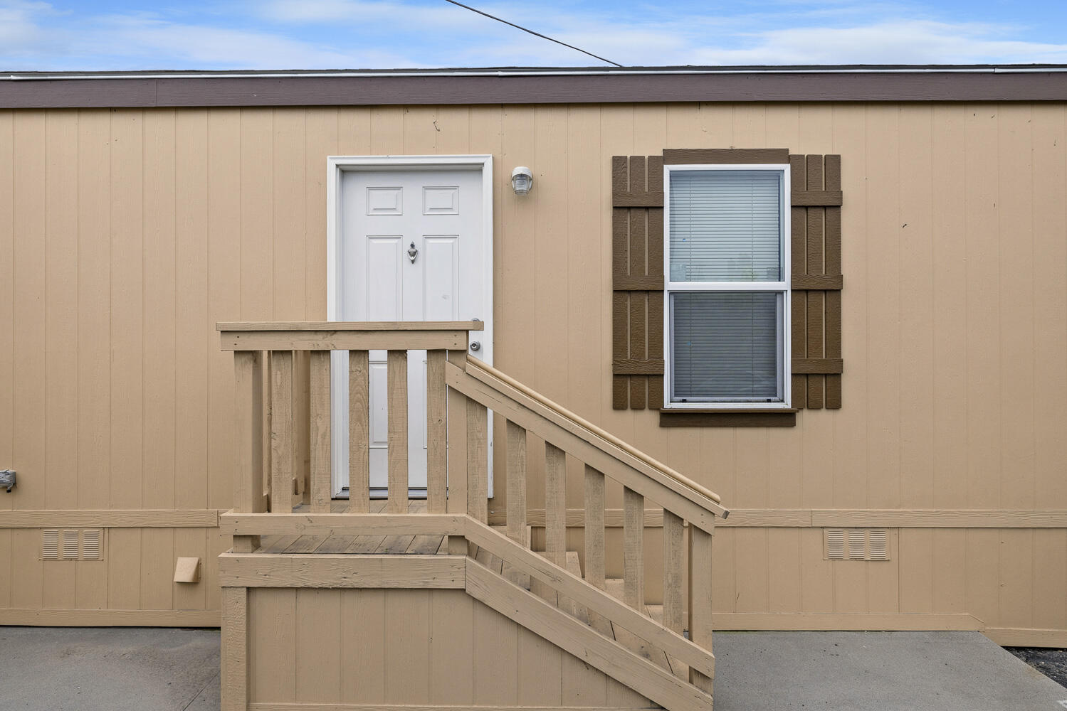 1719 W Olive Ave #33, Fresno, CA 93728