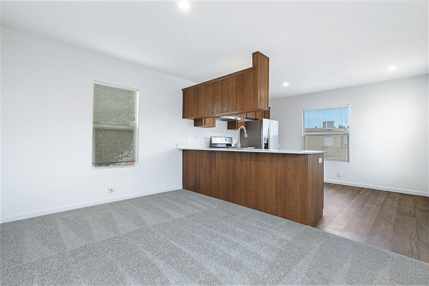 1719 W Olive Ave #33, Fresno, CA 93728