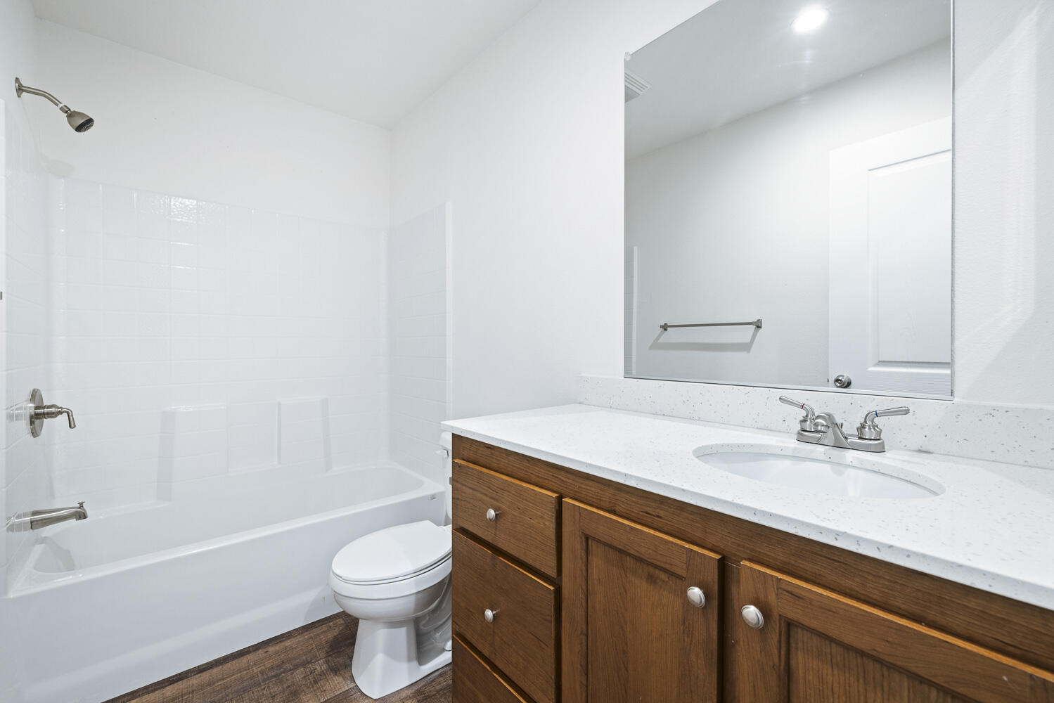 1719 W Olive Ave #33, Fresno, CA 93728