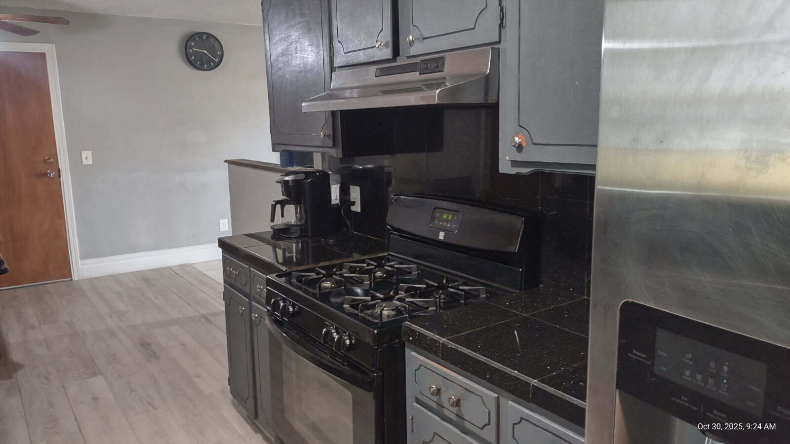 1363 S State St, Porterville, CA 93257