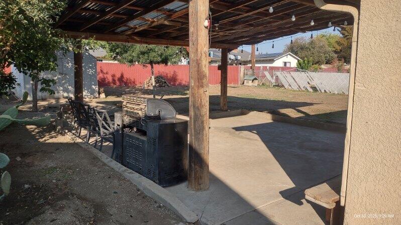 1363 S State St, Porterville, CA 93257
