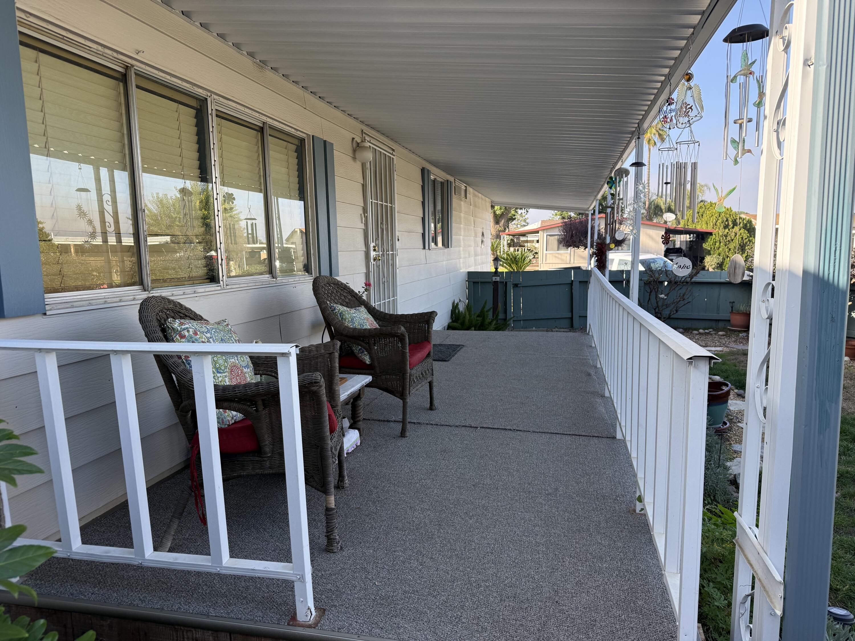 2400 W Midvalley Ave #F-1, Visalia, CA 93277