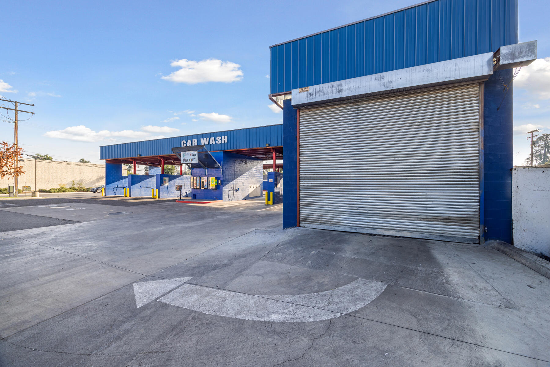 2016 N Dinuba Blvd, Visalia, CA 93291