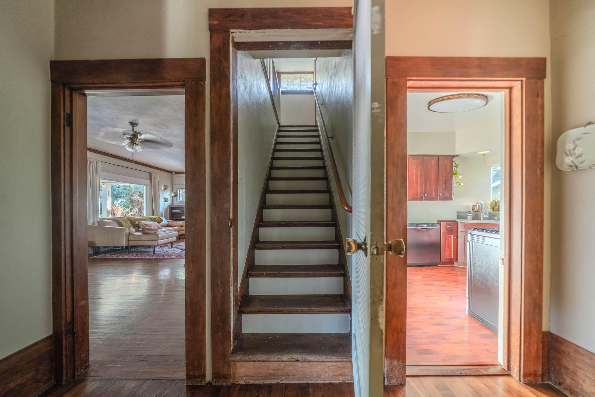 737 N Willis St, Visalia, CA 93291