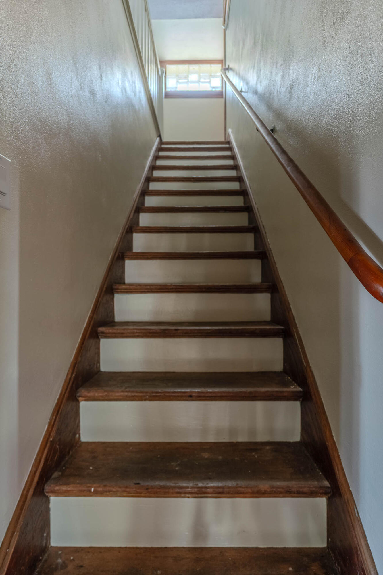 737 N Willis St, Visalia, CA 93291