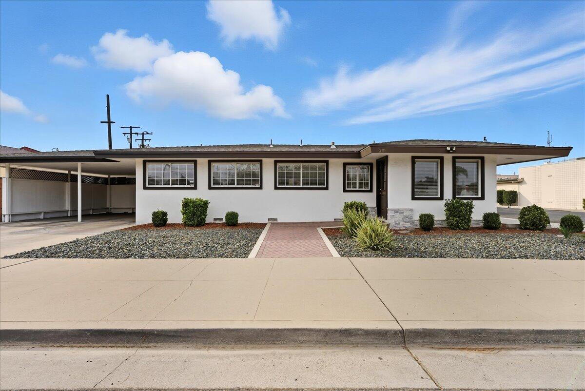 396 N 3rd St, Porterville, CA 93257