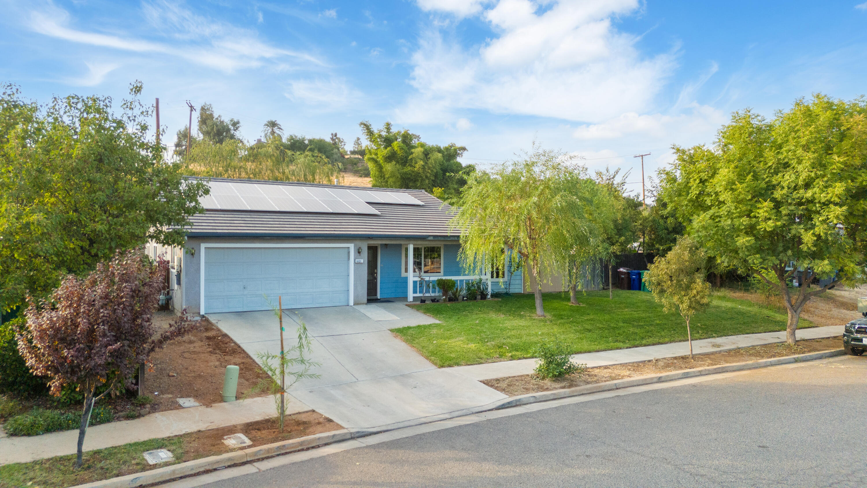 1021 Princeton Ave, Lindsay, CA 93247