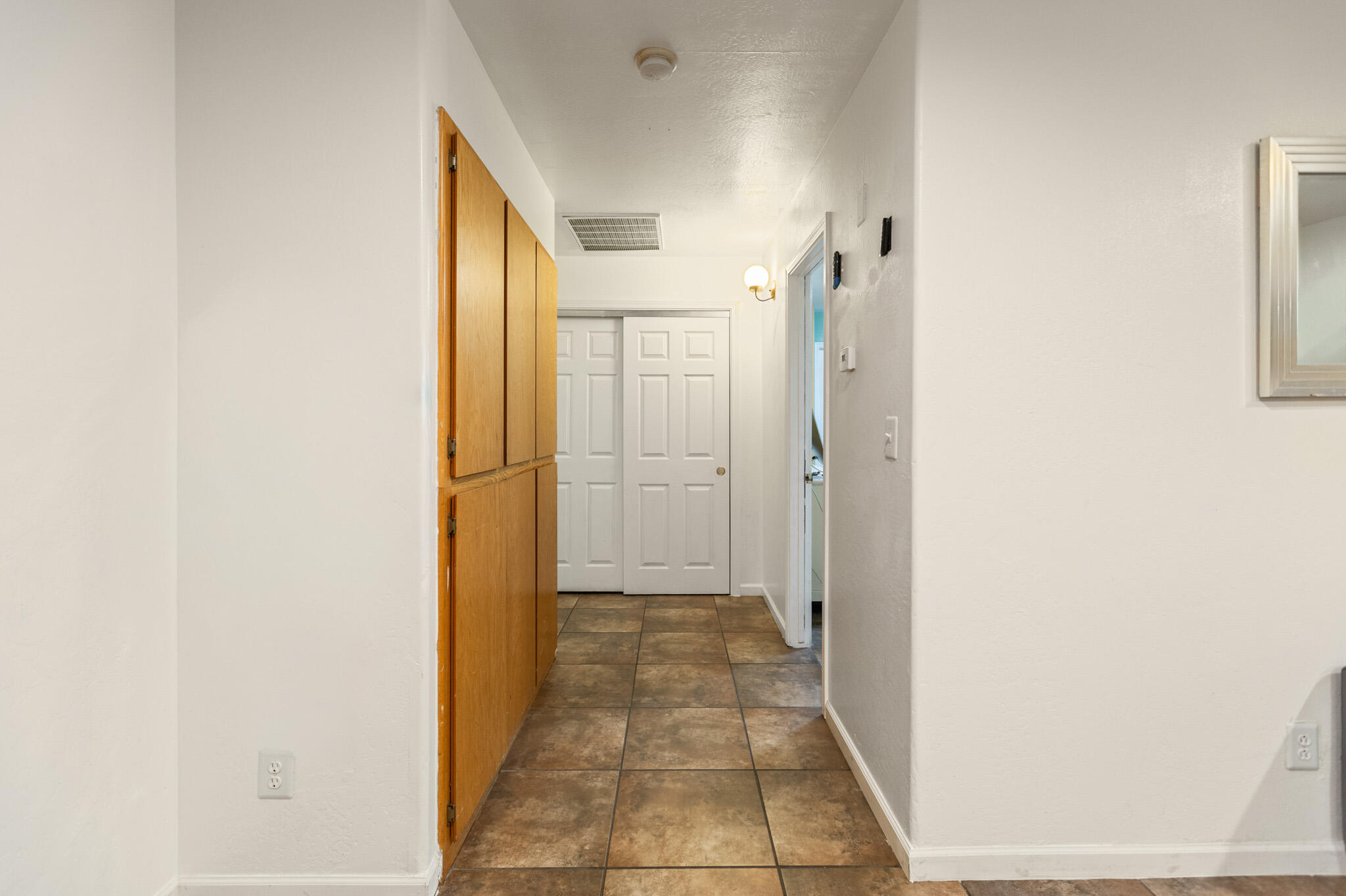 1021 Princeton Ave, Lindsay, CA 93247