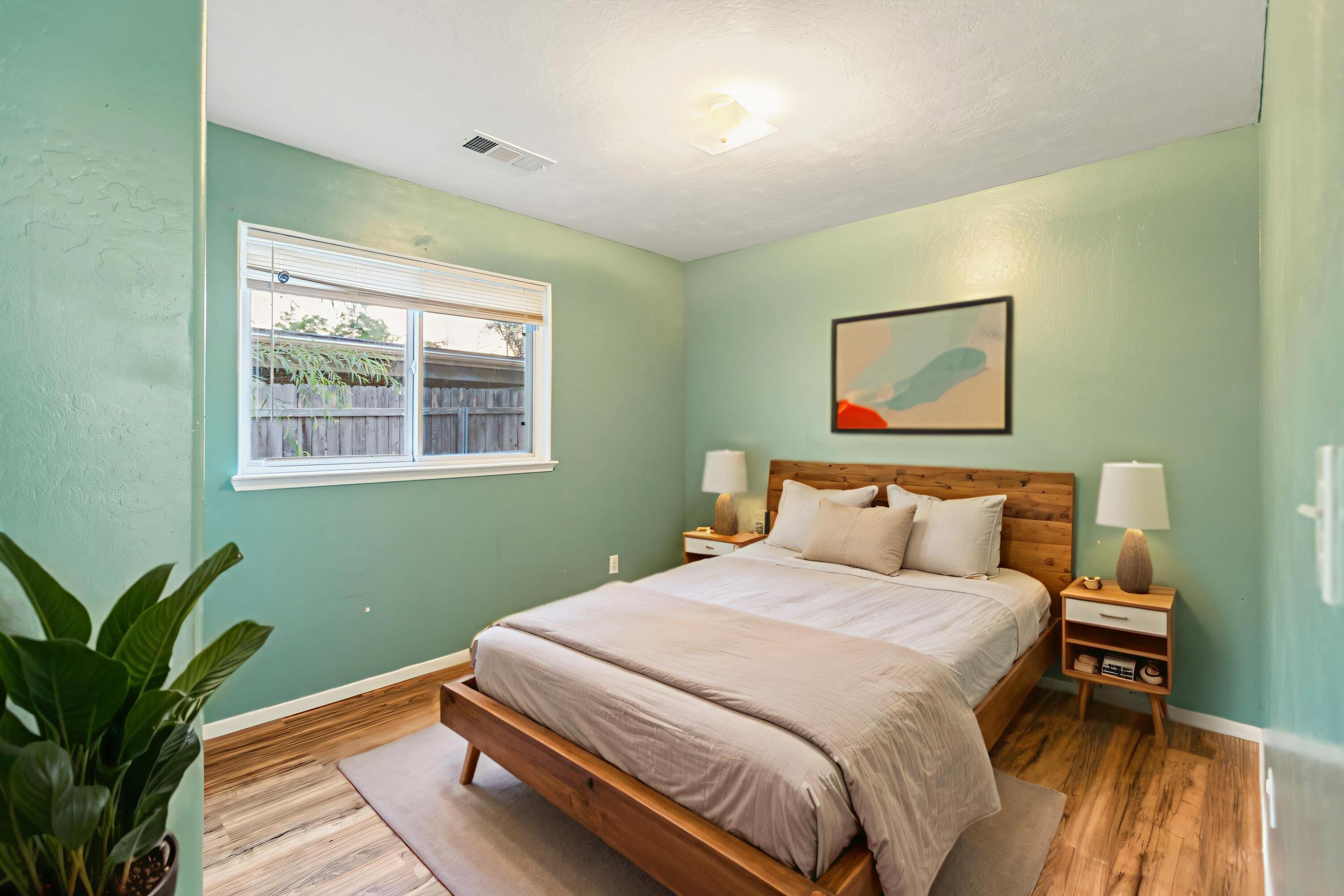 1021 Princeton Ave, Lindsay, CA 93247