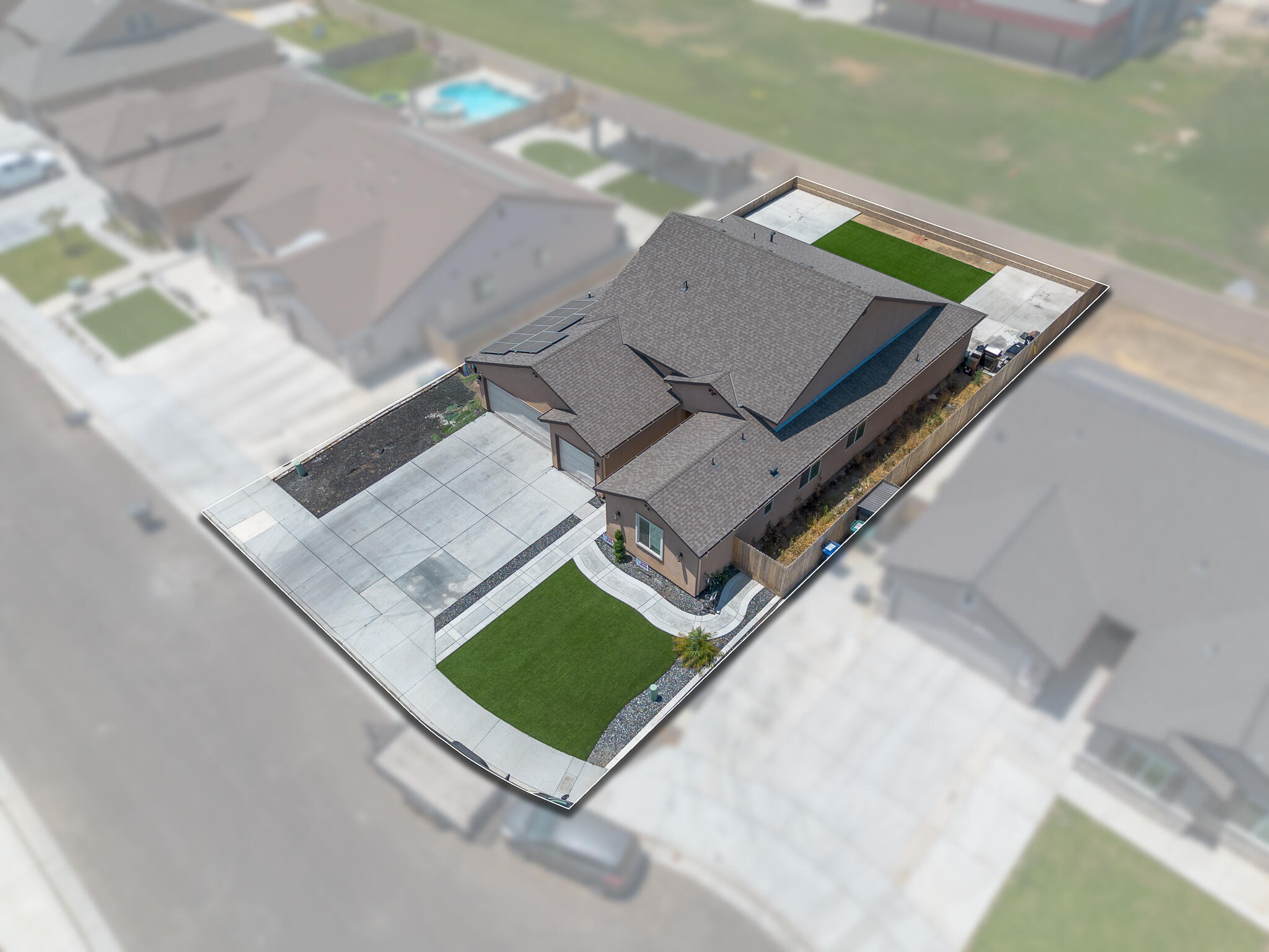 3637 Luke St, Tulare, CA 93274