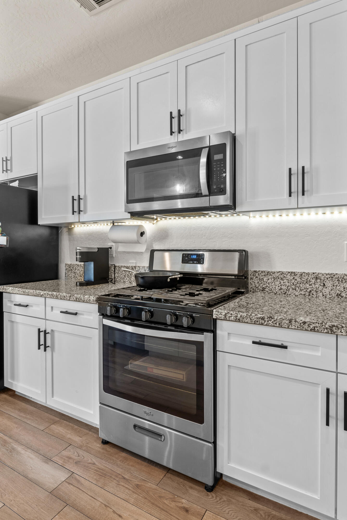 3637 Luke St, Tulare, CA 93274