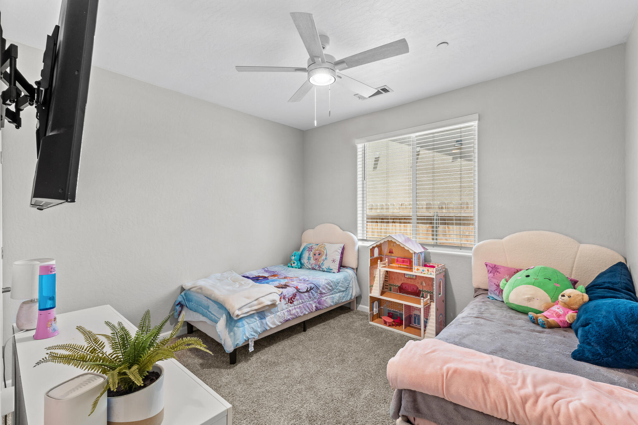 3637 Luke St, Tulare, CA 93274