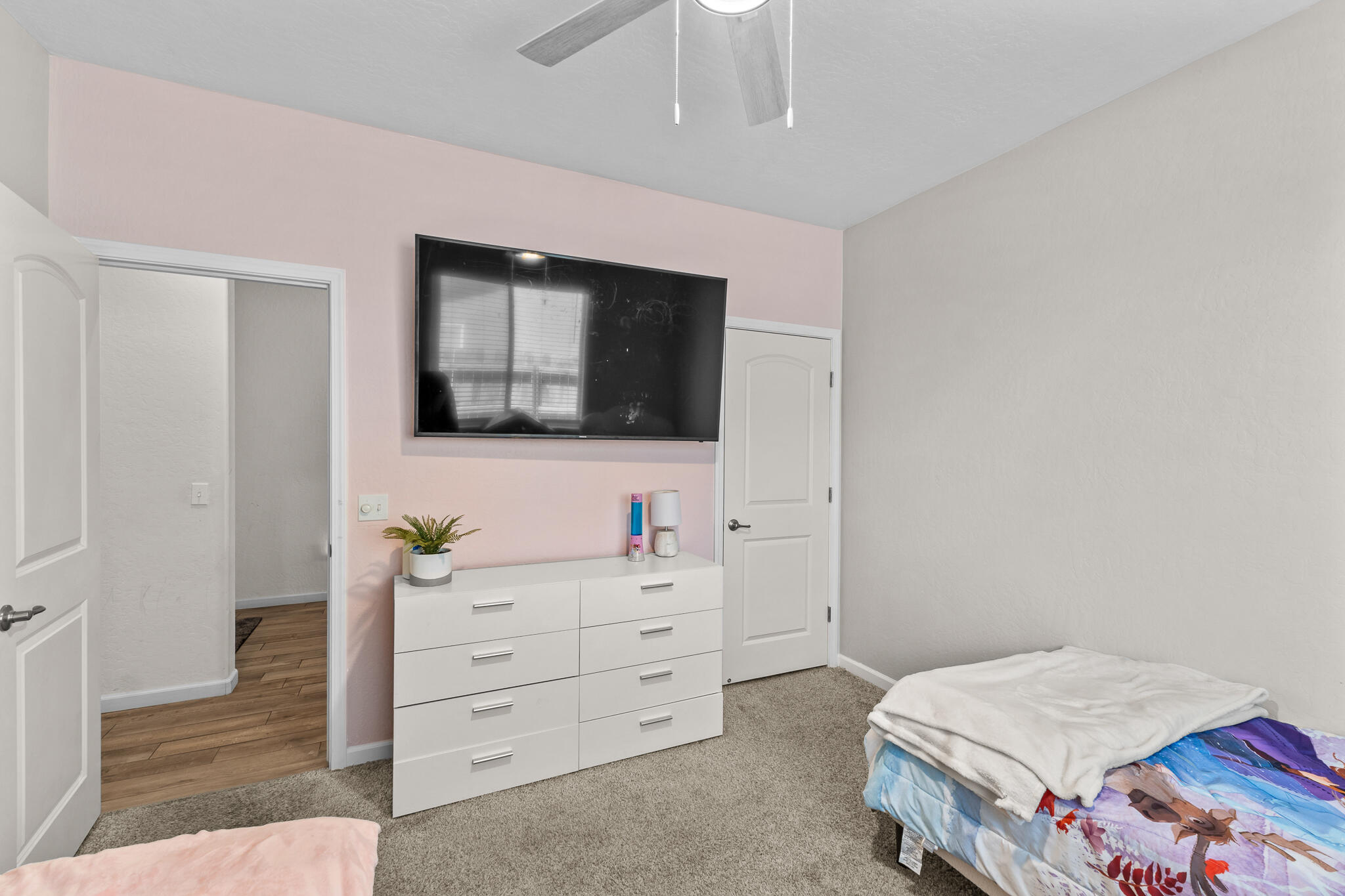 3637 Luke St, Tulare, CA 93274