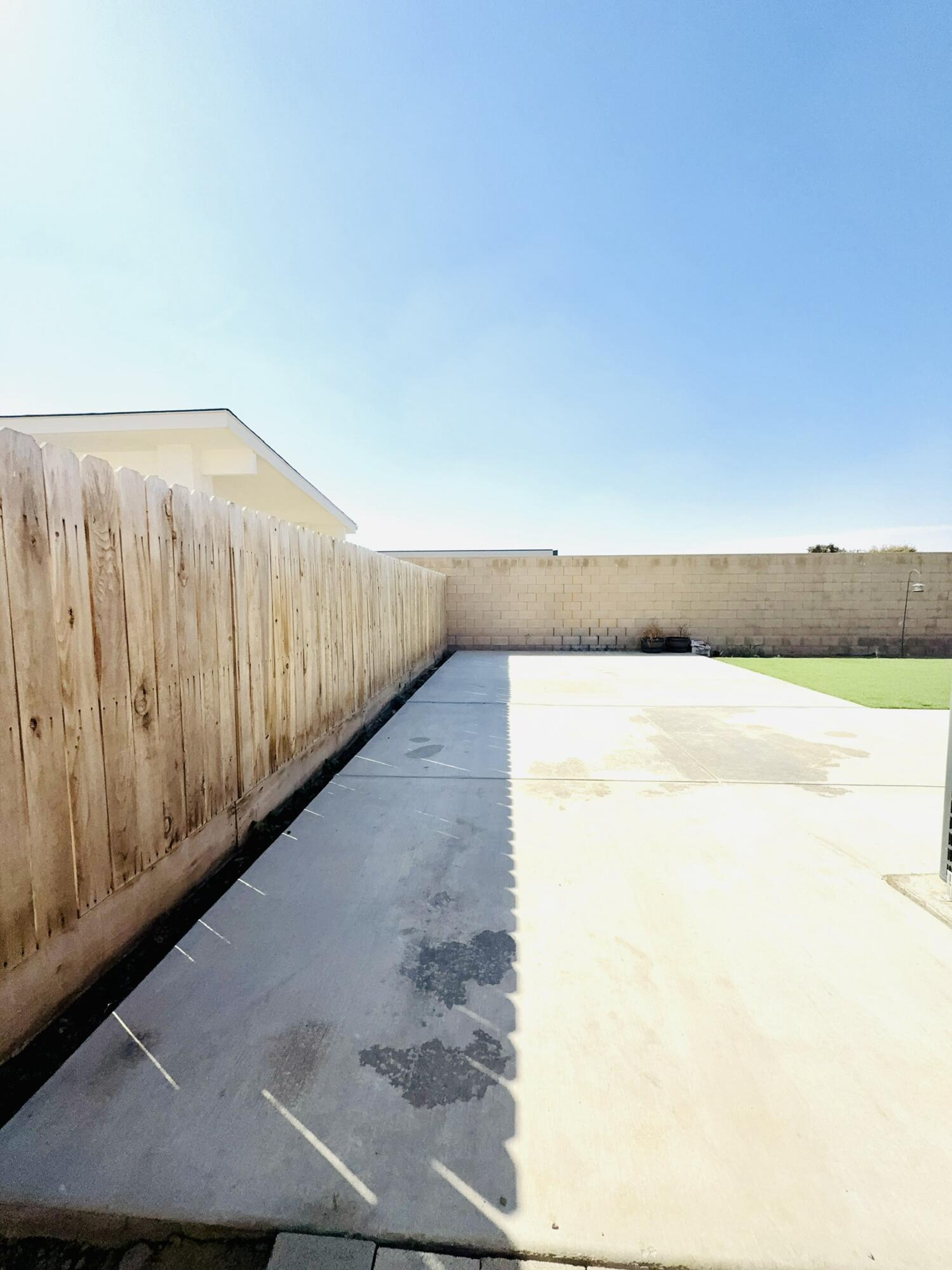 3637 Luke St, Tulare, CA 93274