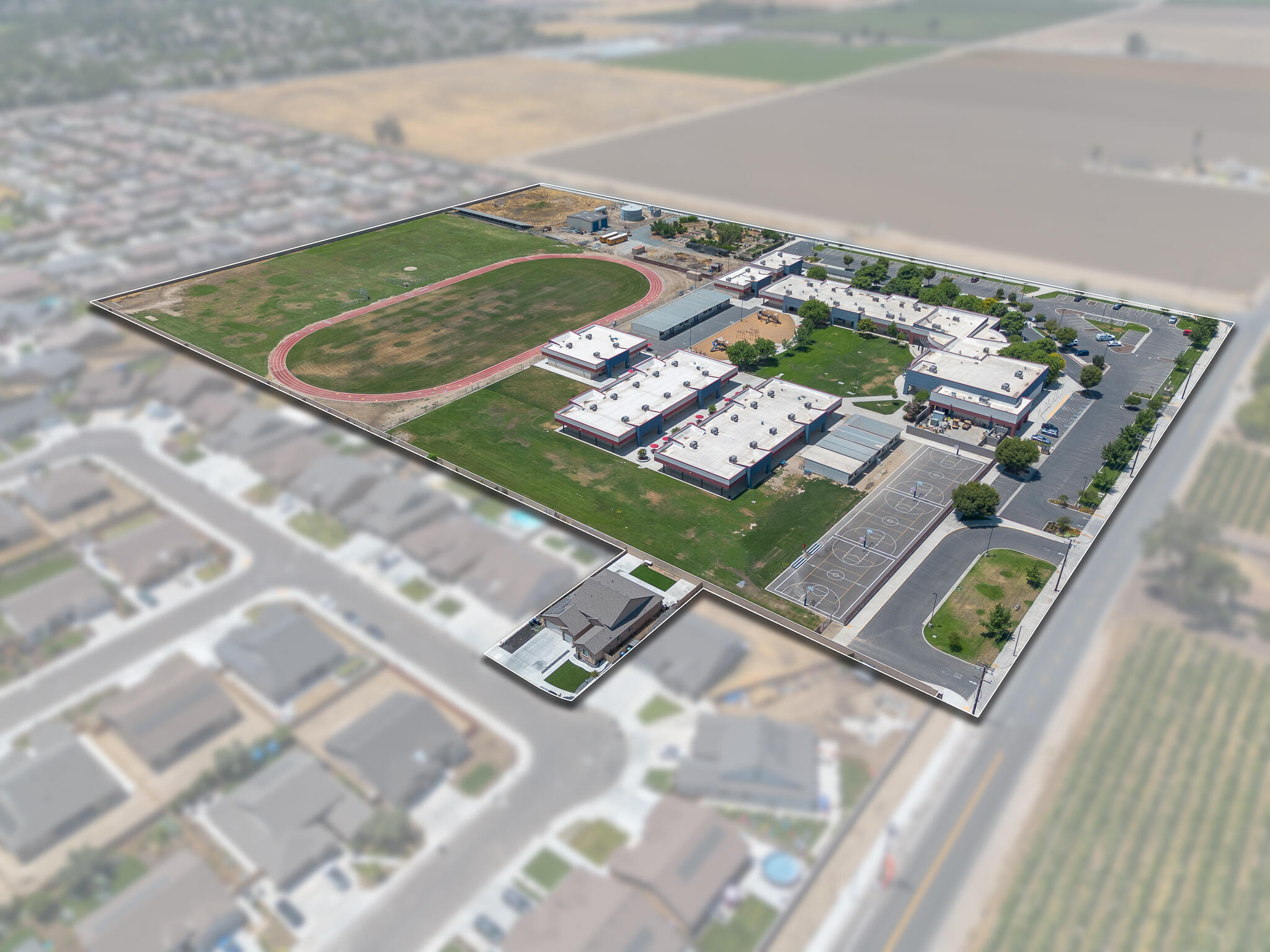 3637 Luke St, Tulare, CA 93274