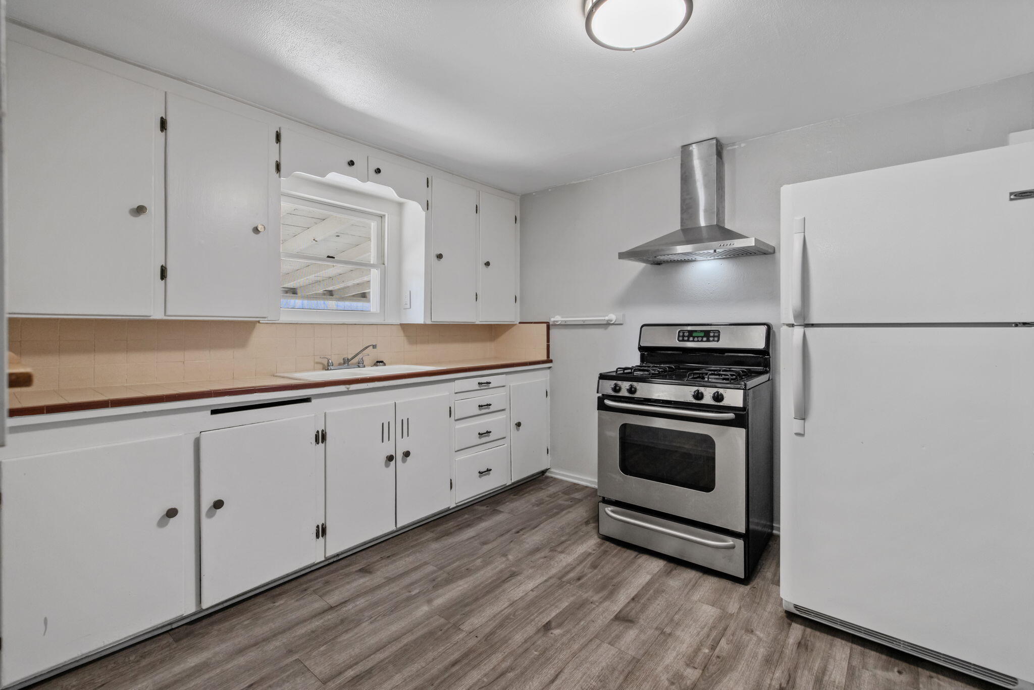 1419 S Crowe St, Visalia, CA 93277