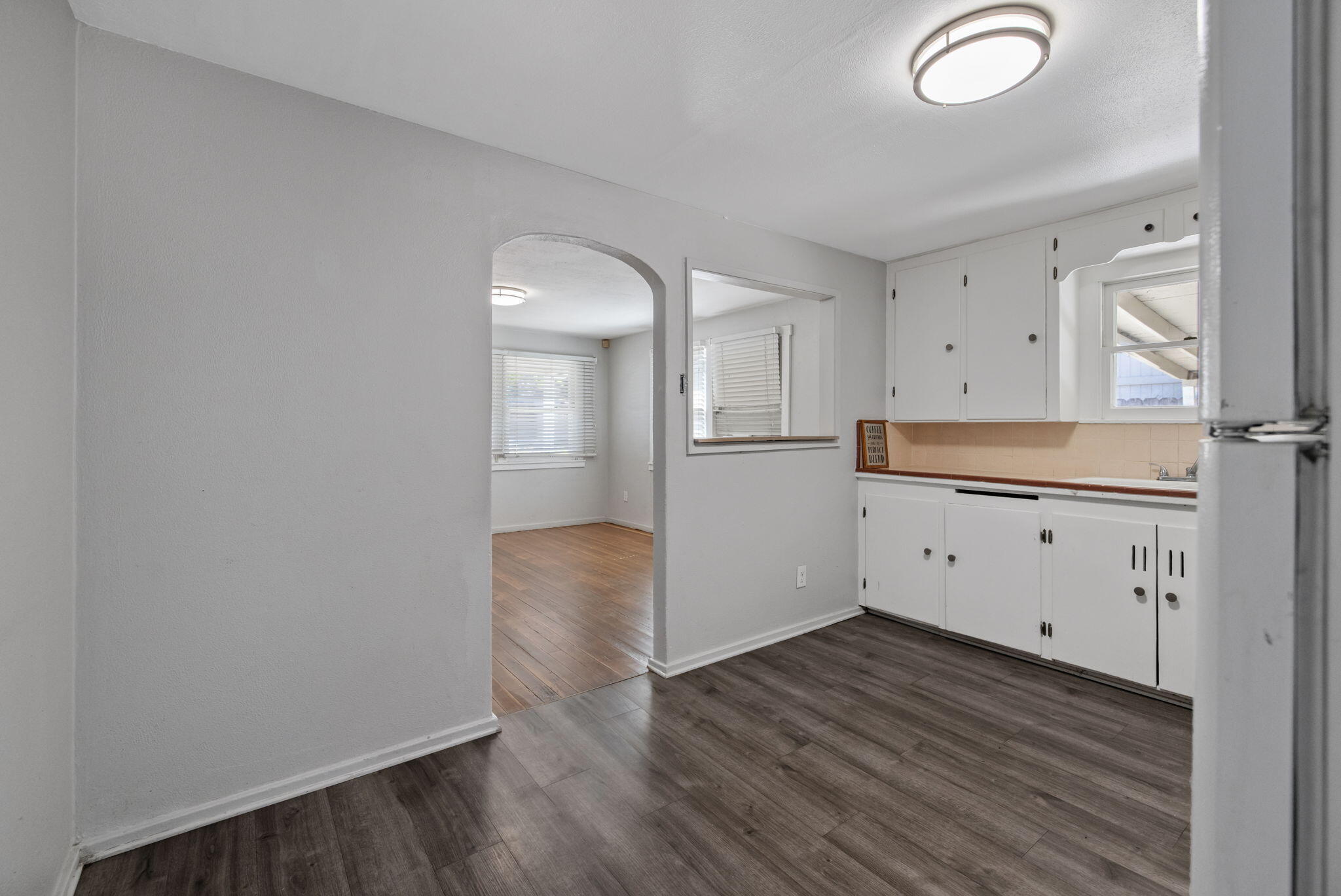 1419 S Crowe St, Visalia, CA 93277