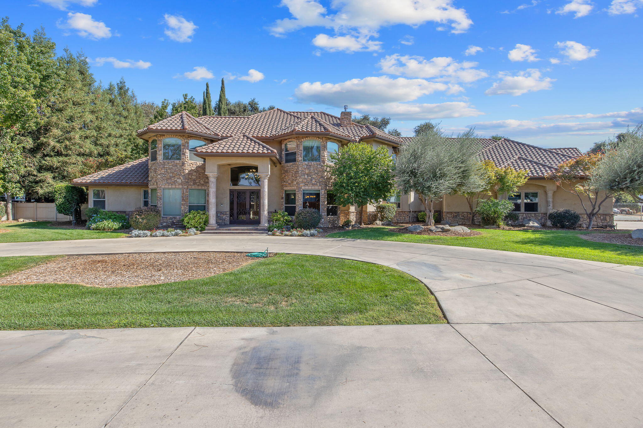 4546 S Dans St, Visalia, CA 93277